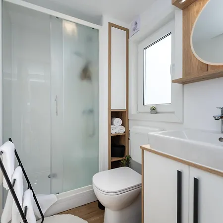 Dream House By The Sea Campsite *