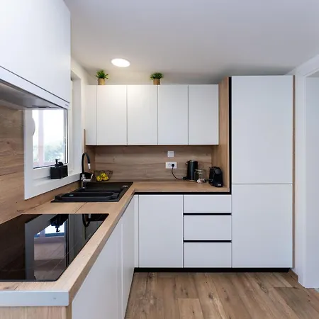 Dream House By The Sea مكان تخييم Grebaštica